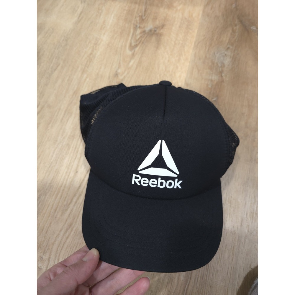 Reebok Black Delta Logo Trucker Hat Mesh Back‎ Snapback Cap OSFA 100% Poly